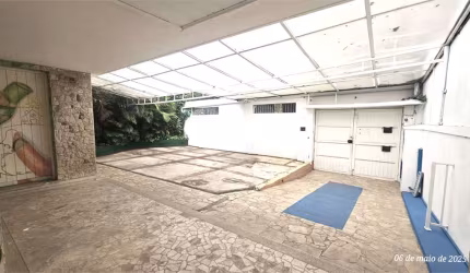 Casa com 6 quartos à venda ou para locação em Santo Amaro - SP