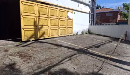 Terreno à venda ou para locação em Campo Belo - SP