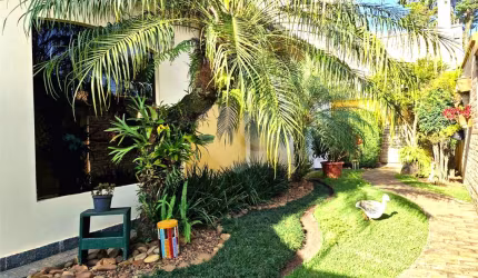 Casa térrea com 3 quartos à venda em Santo Amaro - SP