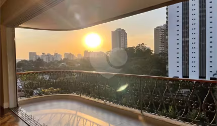 Apartamento com 4 quartos à venda ou para locação em Santo Amaro - SP