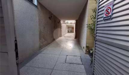 Sobrado com 5 quartos para locação em Vila Olímpia - SP