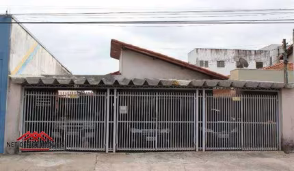Casa com 3 dormitórios à venda, 200 m² por R$ 950.000,00 - Jardim Satélite - São José dos Campos/SP