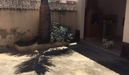 Casa com 4 dormitórios à venda por R$ 900.000,00 - Santana - São José dos Campos/SP