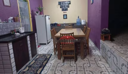 Casa com 3 dormitórios à venda, 170 m² por R$ 690.000,00 - Jardim Ismênia - São José dos Campos/SP
