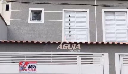 Sobrado com 2 dormitórios à venda, 104 m² por R$ 570.000,00 - Vila Camilópolis - Santo André/SP