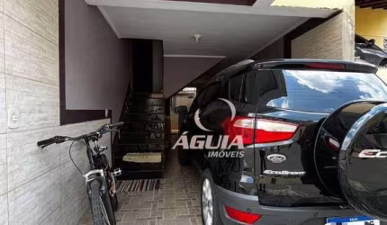 Sobrado com 2 SUÍTES à venda, 100 m² por R$ 383.000 - Vila Assis Brasil - Mauá/SP