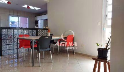 Sobrado com 3 dormitórios à venda, 238 m² por R$ 720.000,00 - Jardim Nice - Santo André/SP