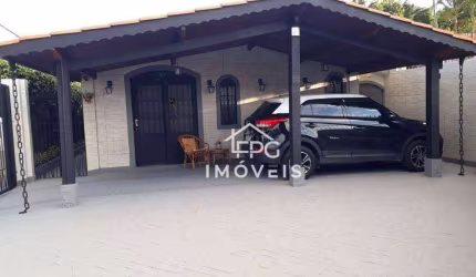 Casa com 3 dormitorios, excelente localização  p/ moradia ou comercio -  Jd Paulista - Atibaia/SP