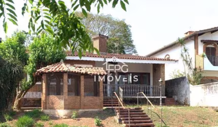 Casa com 3 dormitórios à venda no Jardim Itaperi - Atibaia/SP