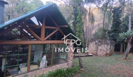 Casa com 2 dormitórios à venda, 144 m² por R$ 990.000,00 - Clube da Montanha - Atibaia/SP
