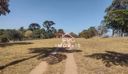 Lote com 4900 m² e edícula de 120 m² - Portivan - Atibaia/SP