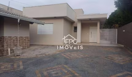 Casa térrea com 3 dormitórios - Vila Santista - Atibaia/SP