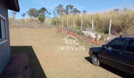 Chácara com 1100 m² - Vale das Flores - Atibaia/SP