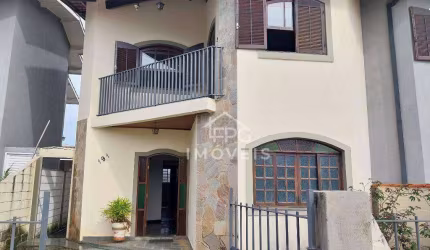 OPORTUNIDADE CASA COM ÓTOMA LOCALIZAÇÃO