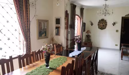 Casa térrea com 4 quartos à venda em Vila Monumento - SP