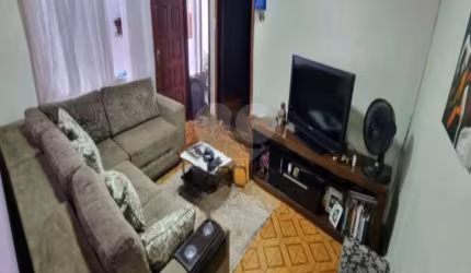 Casa com 3 quartos à venda em Vila Carrão - SP
