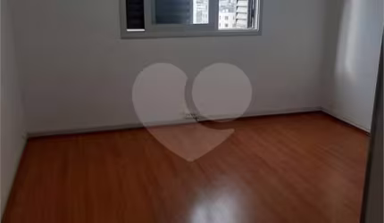 Apartamento com 3 quartos à venda em Mirandópolis - SP
