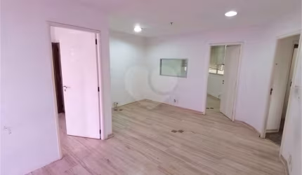 Salas à venda ou para locação em Centro - SP