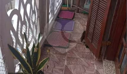 Casa de vila com 3 quartos à venda em Vila Nhocune - SP
