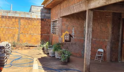 Casa com 3 dormitórios à venda, 158 m² por R$ 250.000,00 - Campo Belo - Bady Bassitt/SP