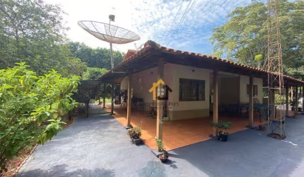 Chácara com 2 dormitórios à venda, 96800 m² por R$ 1.400.000,00 - Zona Rural - Poloni/SP
