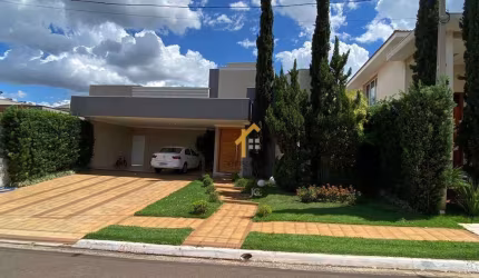 Casa com 3 dormitórios à venda, 250 m² por R$ 1.530.000,00 - Golden Park - São José do Rio Preto/SP