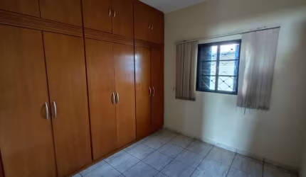 Casa com 2 dormitórios à venda, 227 m² por R$ 399.000 - Parque Industrial - São José do Rio Preto/SP