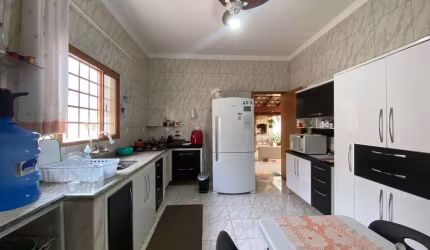 Casa com 3 dormitórios à venda, 130 m² por R$ 550.000,00 - Vila Ercília - São José do Rio Preto/SP