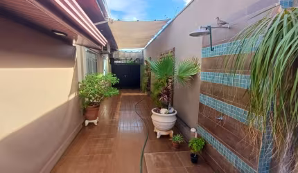 Casa com 3 dormitórios à venda, 330 m² por R$ 1.300.000 - Parque Residencial Universo - São José do Rio Preto/SP