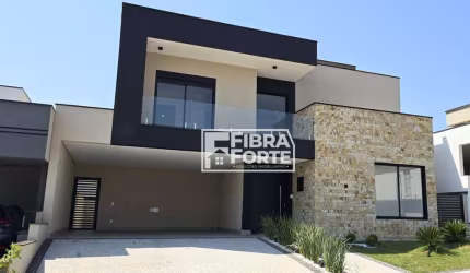 Casa à venda em condomínio em Valinhos.
