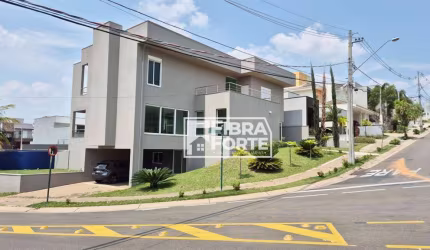 Casa para locação no Swiss Park com 4 dormitórios sendo 3 suítes.