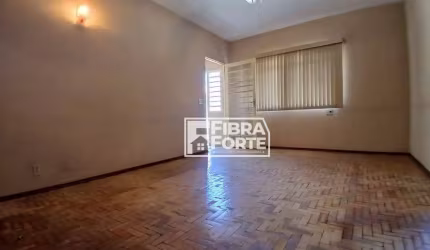Casa com Edicula Jardim dos Oliveiras