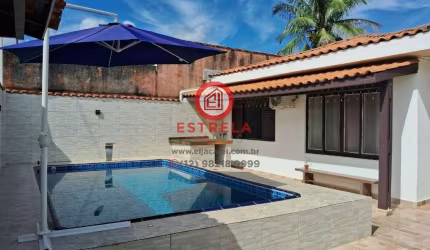 Imperdível oportunidade de adquirir casa com 3 quartos em Caraguatatuba-SP!
