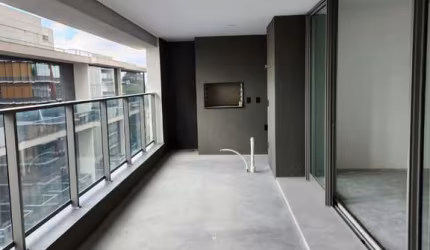 Alto de Pinheiros apartamento a venda,180m²,2 suítes,2 vagas,lazer completo!