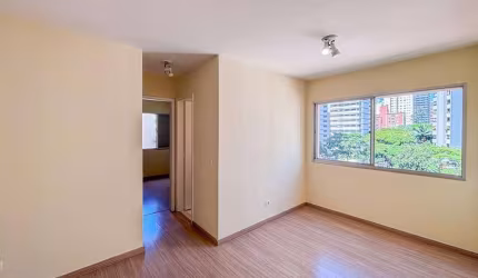 Apartamento a venda em Moema .2 dormitórios,1 vaga,proximo da estação do metrô Moema!