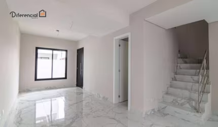 Sobrado com 3 dormitórios à venda, 103 m² por R$ 619.000,00 - Xaxim - Curitiba/PR