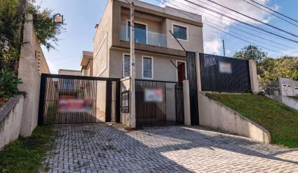 Sobrado à venda por R$ 890.000,00 - Jardim das Américas - Curitiba/PR