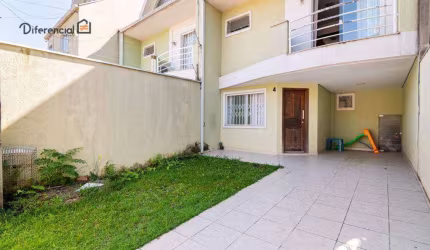 Sobrado com 3 dormitórios à venda, 142 m² por R$ 640.000,00 - Tingui - Curitiba/PR