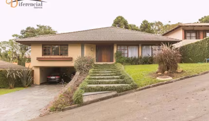 Casa à venda, 630 m² por R$ 3.680.000,00 - Santo Inácio - Curitiba/PR