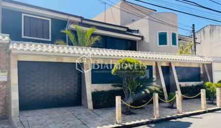 Casa duplex — perfeita — Res. Palmeiras.