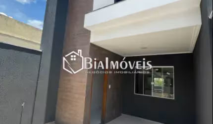 Ligue 370 Mil a vista - Casa em Ótimo padrão