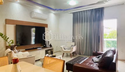 Casa duplex - Em condomínio fechado