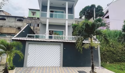 Campo Grande - Casa com 2 suítes - Por R$ 600.000,00 - RJ