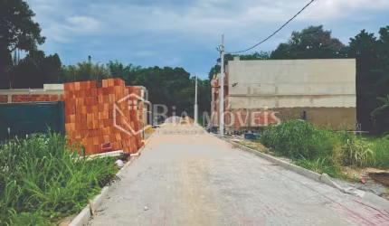 Residencial fechado - Estrada do Mato Alto - Guaratiba