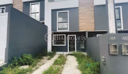 Só aqui 230 Mil à vista! Casa duplex