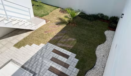 Casa à Venda no Vale dos Cristais - Macaé