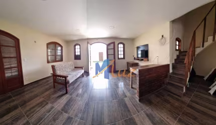 Vende-se Casa em Jaconé - Oportunidade Imperdível!