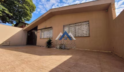 Casa com 3 dormitórios, 355 m² - venda por R$ 950.000,00 ou aluguel por R$ 3.800,01/mês - Centro - Londrina/PR