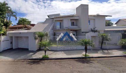 Sobrado à venda, 400 m² por R$ 2.000.000,00 - Itamarati - Londrina/PR