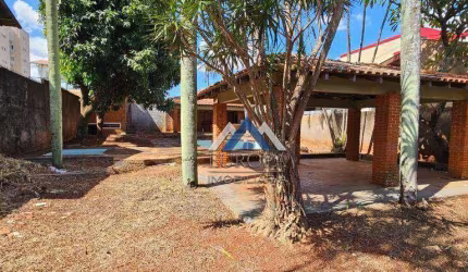 Terreno à venda, 450 m² por R$ 640.000,00 - Aeroporto - Londrina/PR